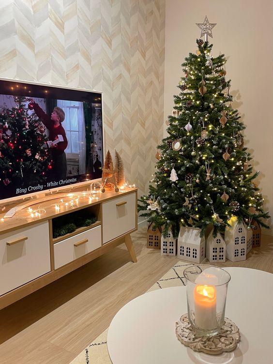 ιδέες-για-χριστουγεννιάτικη διακόσμηση-στο-τραπεζάκι-του-σαλονιού-Χριστούγεννα 2022- ιδέες-για-χριστουγεννιάτικη διακόσμηση-στο-τραπεζάκι-του-σαλονιού-Χριστούγεννα 2022-