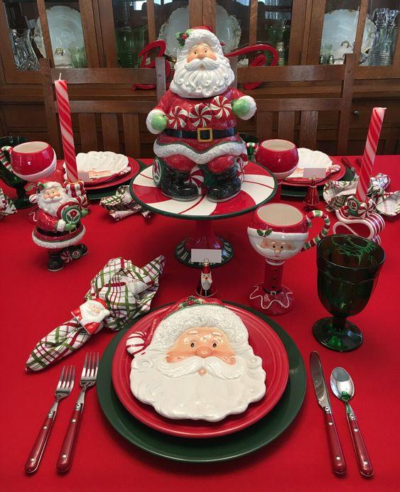 χριστουγεννιάτικο τραπέζι-με-Άγιο Βασίλη-ιδέες-