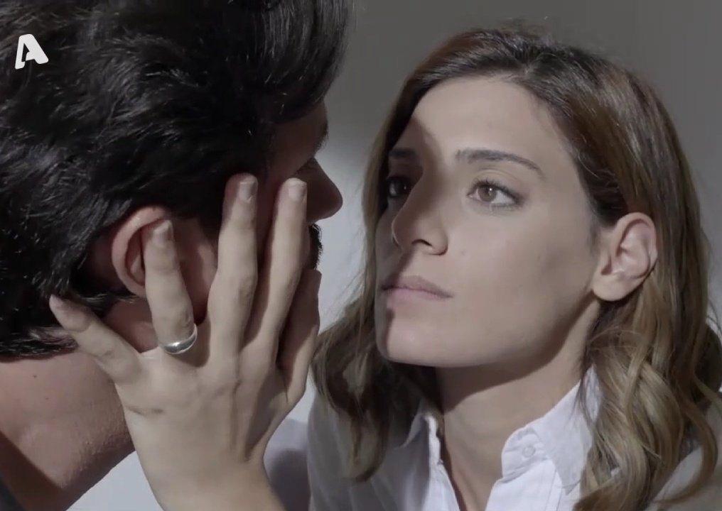 Σασμός: Επιτέλους Αστέρης και Αργυρώ κάνουν έρωτα