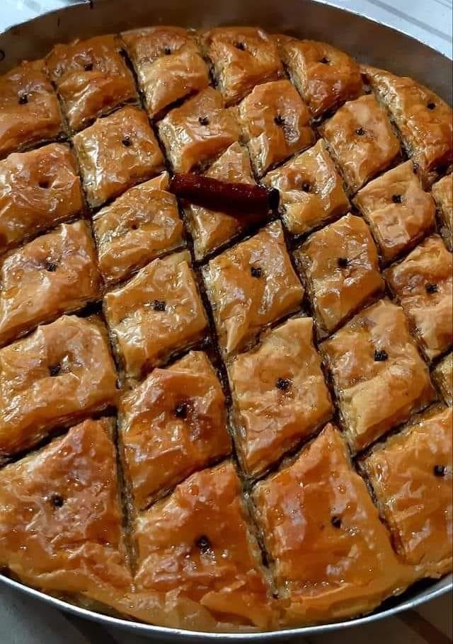 μπακλαβάς-με-κίτρινη κολοκύθα-συνταγή-