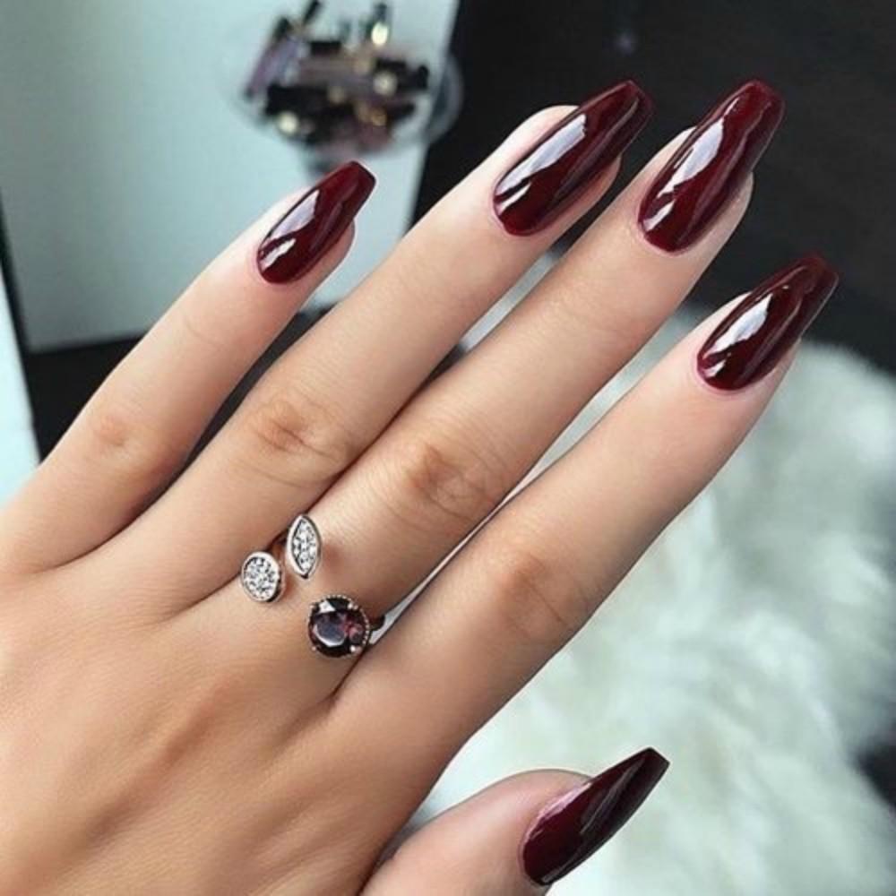 Η Κατερίνα Καινούργιου έκανε την απόλυτη τάση για τα νύχια για τον Χειμώνα 2023-Δες ιδέες και για τα δικά σου