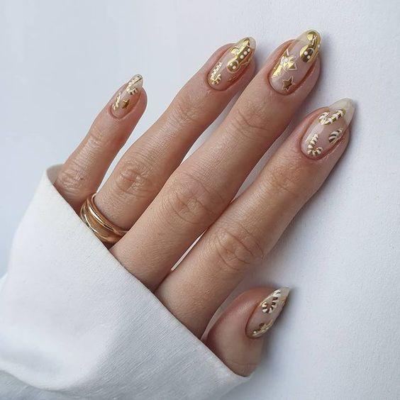 χρυσά-νύχια-Χριστούγεννα 2022-τάσεις-