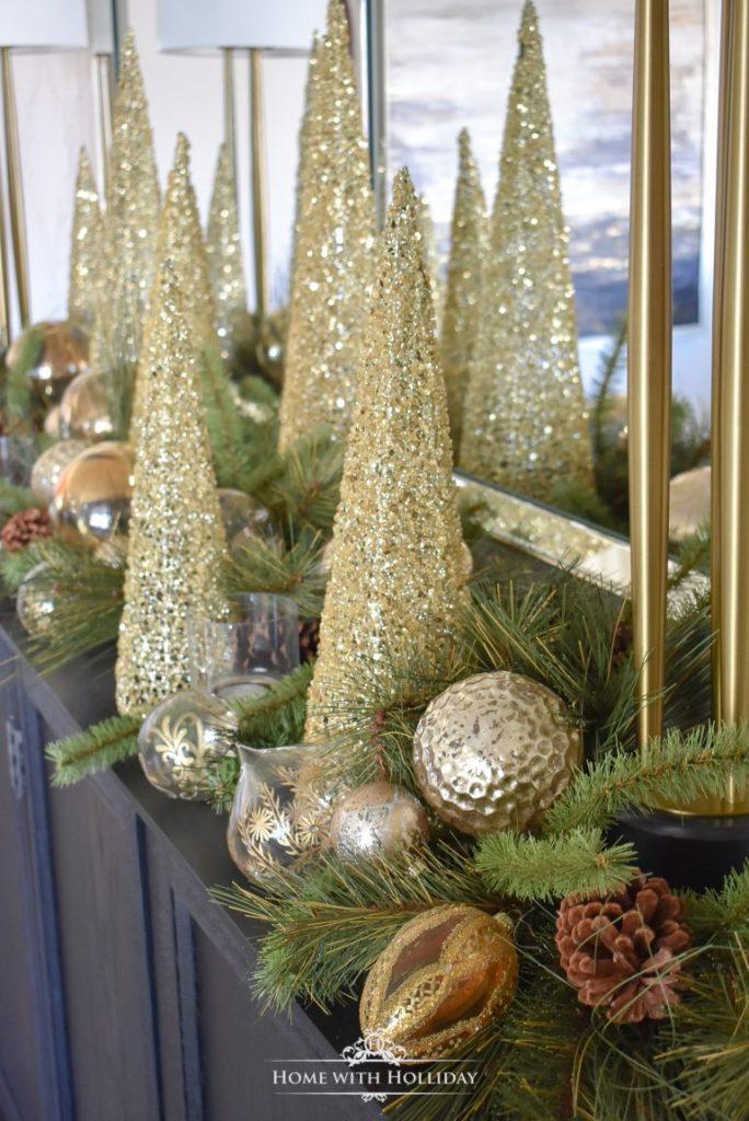 ιδέες-για-χριστουγεννιάτικη-διακόσμηση-στην-τραπεζαρία-και-στον-μπουφέ-Χριστούγεννα 2022-ιδέες-για-χριστουγεννιάτικη-διακόσμηση-στην-τραπεζαρία-και-στον-μπουφέ-Χριστούγεννα 2022-