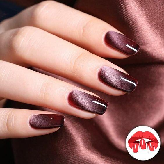 μπορντό-χριστουγεννιάτικα νύχια-με-γκλίτερ-ιδέες-