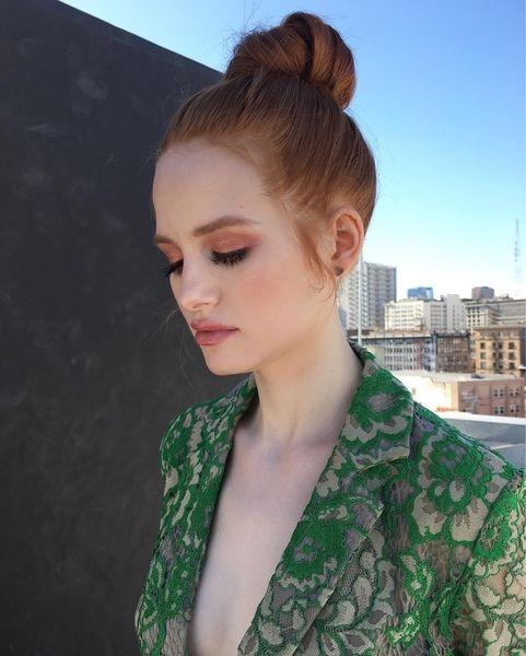 Είσαι κοκκινομάλλα : Δες ιδέες για το μακιγιάζ που σου ταιριάζει