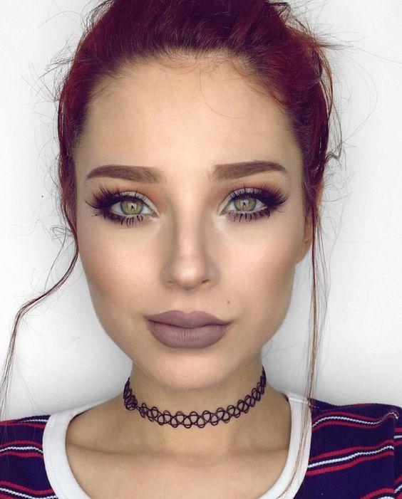 Είσαι κοκκινομάλλα : Δες ιδέες για το μακιγιάζ που σου ταιριάζει