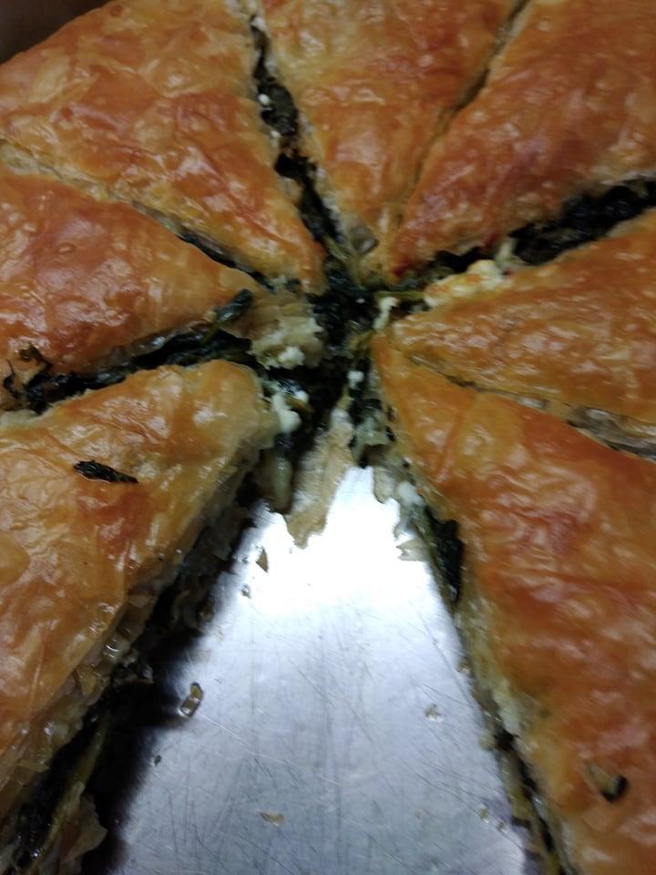 συνταγή-για-σπανακοτυρόπιτα-με-φύλλο κρούστας-και-σόδα-