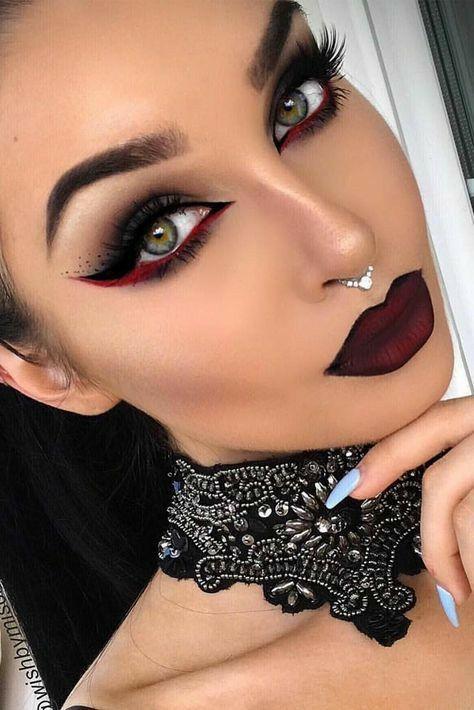 ιδέες-για-goth make up-τον-Χειμώνα 2022 2023-τάσεις- ιδέες-για-goth make up-τον-Χειμώνα 2022 2023-τάσεις-