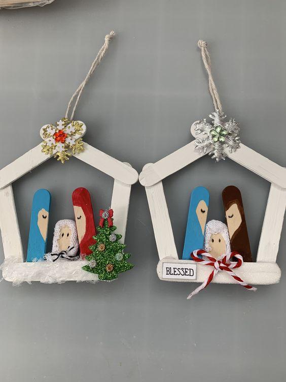 φάτνη-με-γλωσσοπίεστρα-και-χριστουγεννιάτικα διακοσμητικά-ιδέες-