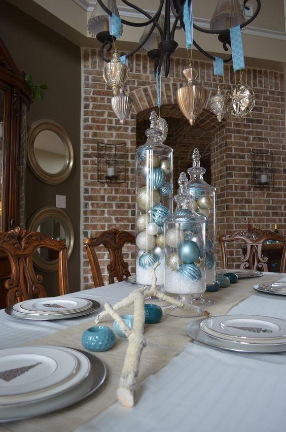 χριστουγεννιάτικες γυάλες-με-τιρκουάζ-στολίδια-στο-χριστουγεννιάτικο τραπέζι-ιδέες- χριστουγεννιάτικες γυάλες-με-τιρκουάζ-στολίδια-στο-χριστουγεννιάτικο τραπέζι-ιδέες-