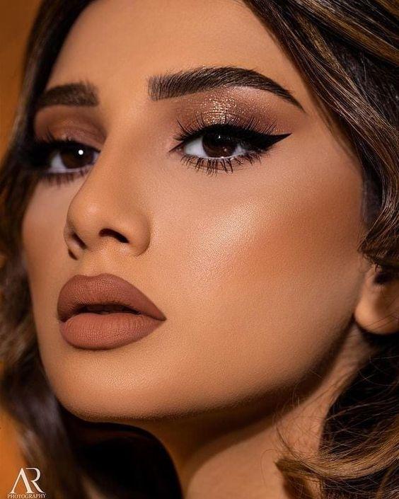 Καστανά μάτια : 10 φοβέρες ιδέες για να τα αναδείξεις