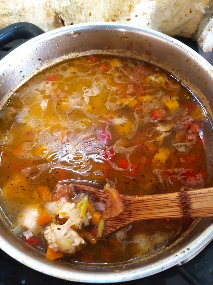 κοτόσουπα-με-μανιτάρια-συνταγή-