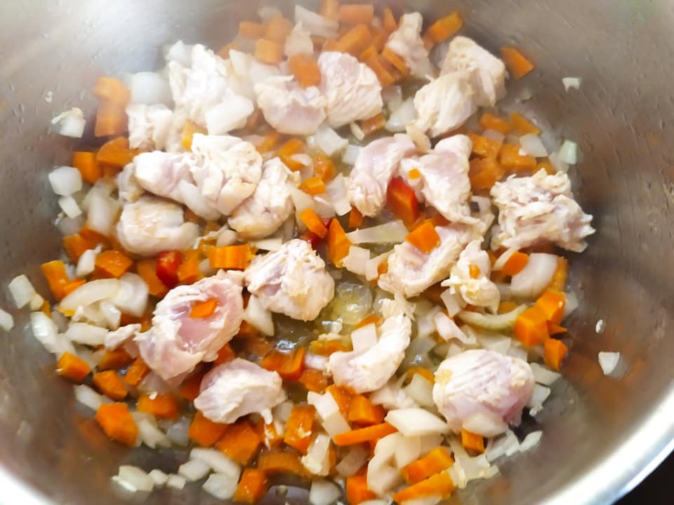 κοτόσουπα-με-μανιτάρια-συνταγή-