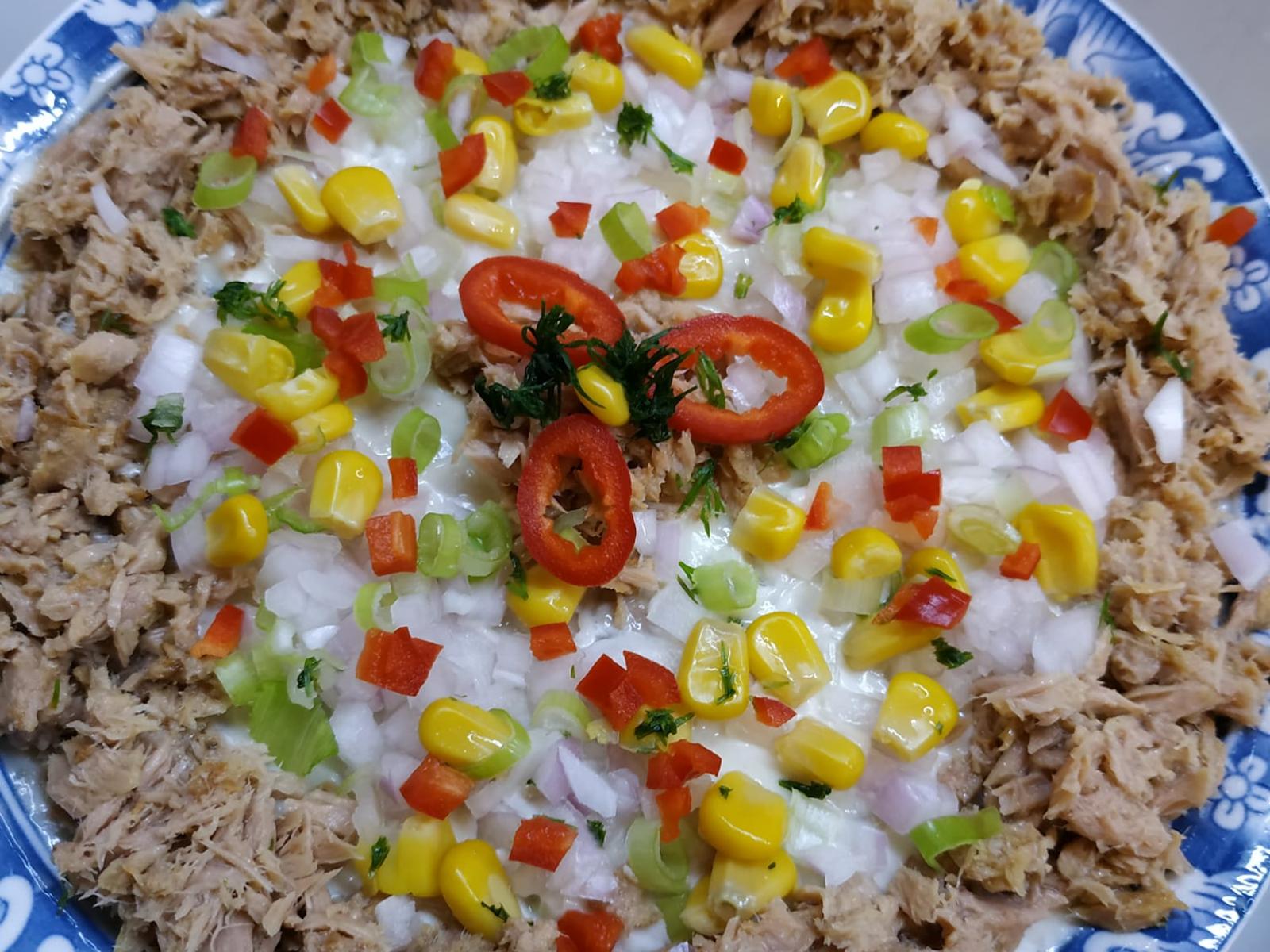 σαλάτα-με-τόνο-και-πατάτα-συνταγή- σαλάτα-με-τόνο-και-πατάτα-συνταγή-