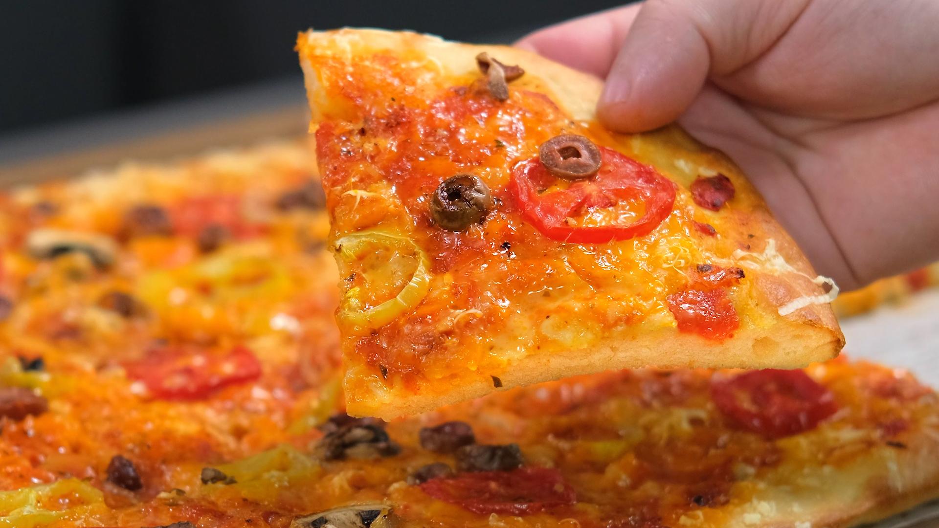 Χωριάτικη -νηστίσιμη- πίτσα-