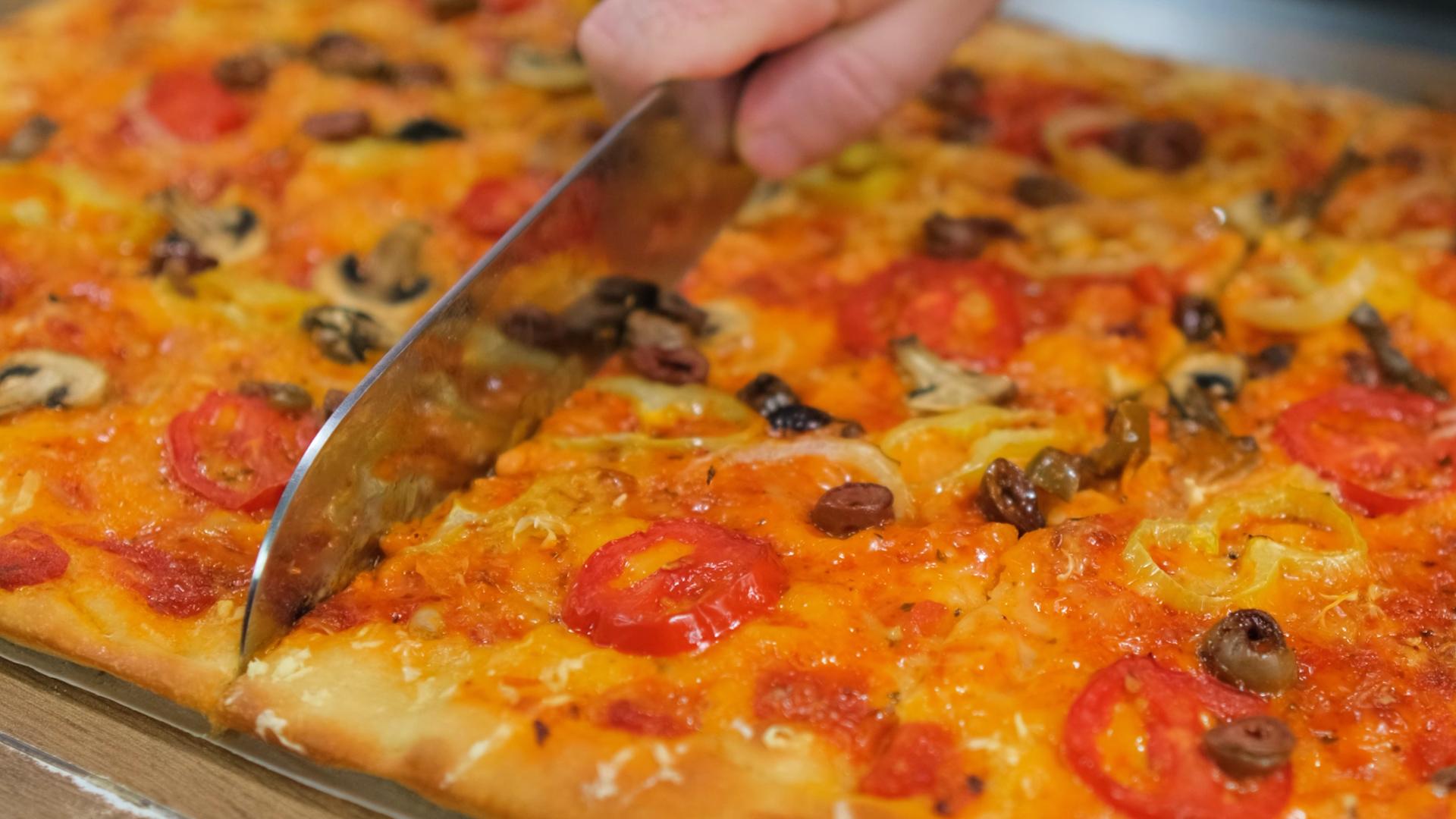 Χωριάτικη -νηστίσιμη- πίτσα-