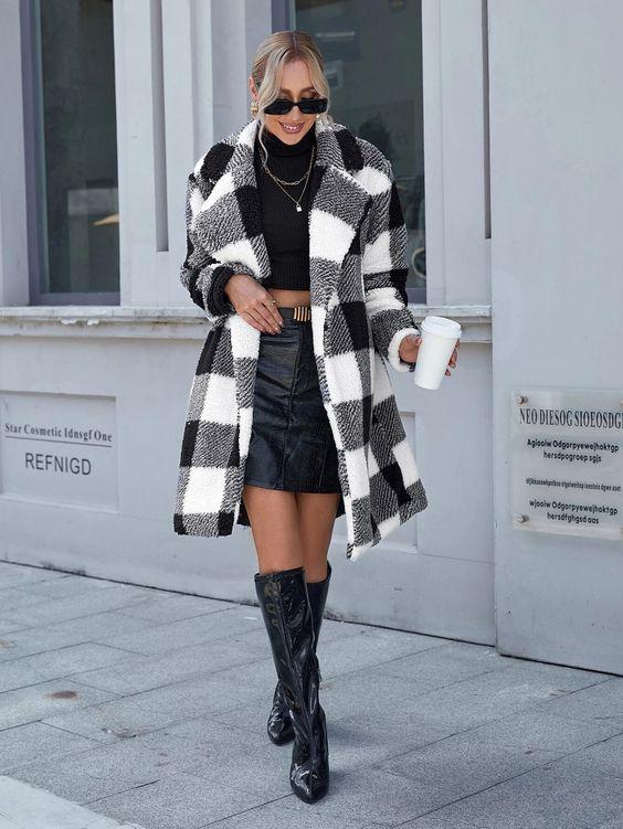 χριστουγεννιάτικο ντύσιμο-με-μίνι φούστα-και-μπότες-από-vinyl-και-δερματίνη-ιδέες-