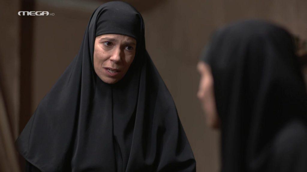 Μαύρο Ρόδο: Η Κασσιανή προδίδει την Ελισάβετ και η ηγουμένη την διώχνει