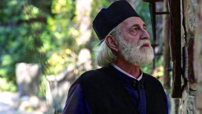 Σασμος : Δείτε τον παπά Μιχάλη πριν από έντεκα χρόνια – Αγνώριστος