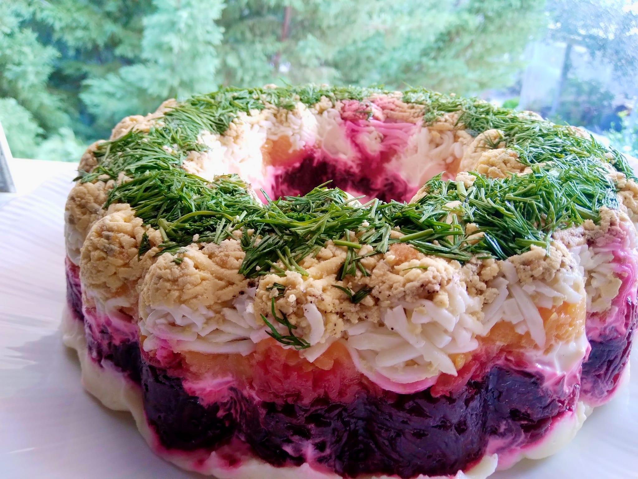 Χριστουγεννιάτικη σαλάτα-φόρμας-συνταγή-