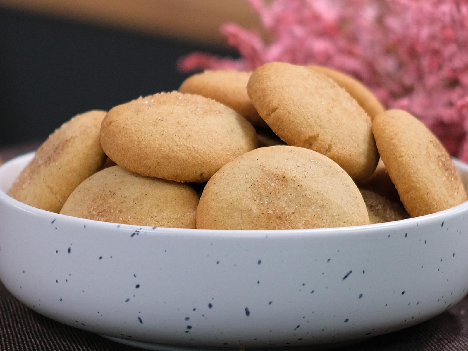 Εύκολα μπισκότα κανέλας με 4 υλικά