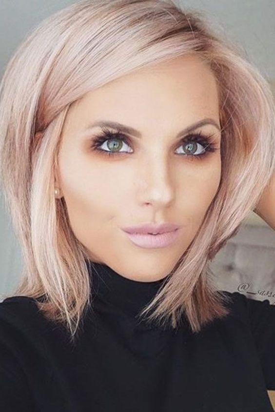 Έλενα Χριστοπούλου : Το κούρεμα της είναι το απόλυτο trend για τον χειμώνα 2023