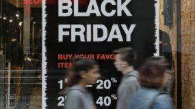 Black Friday : Το ωράριο των μαγαζιών  – Τι να προσέξουν οι καταναλωτές