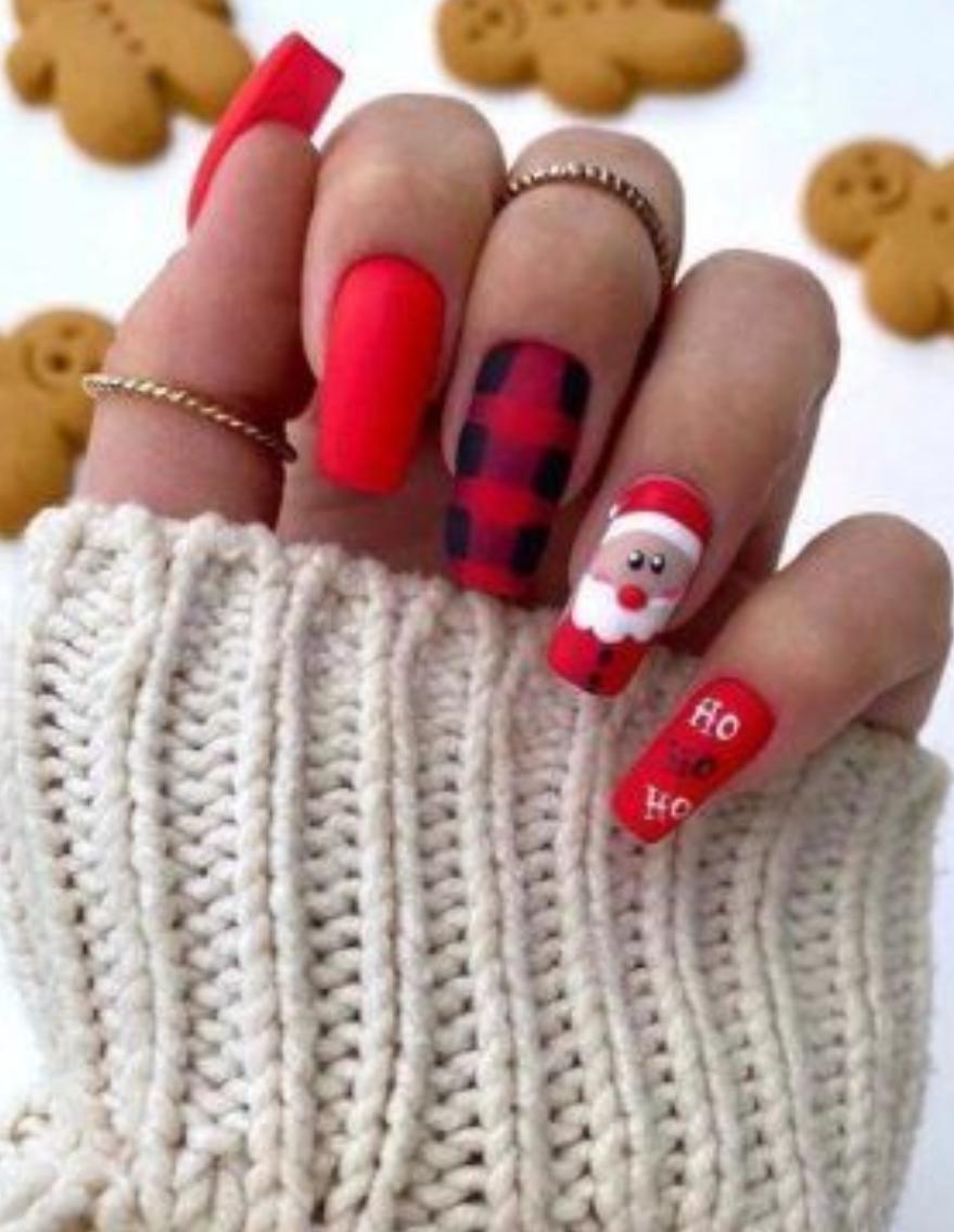 Χριστουγεννιάτικα σχέδια στα νύχια: Οι πιο μοντέρνες ιδέες