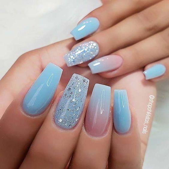 όμπρε-νύχια-σε-γαλάζιο-και-ροζ-με-γκλίτερ-ιδέες-