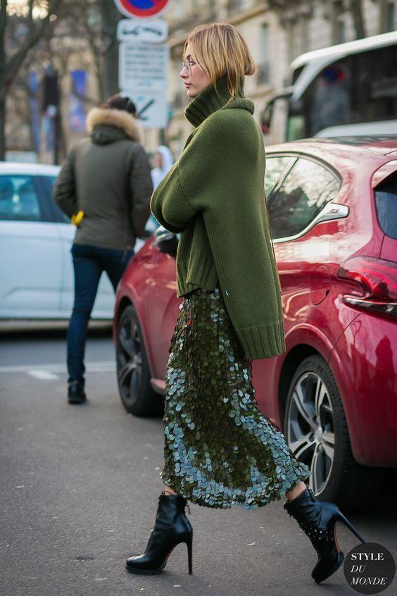 πράσινη-φούστα-με-γκλίτερ-με-πράσινο πουλόβερ-ιδέες-