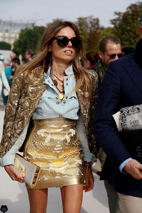 ιδέες-για-χριστουγεννιάτικο ντύσιμο-με-φούστα-Χριστούγεννα 2022-