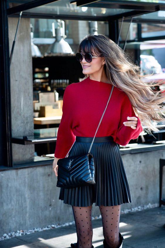 μαύρη-μίνι φούστα-με-πιέτες-ιδέες-