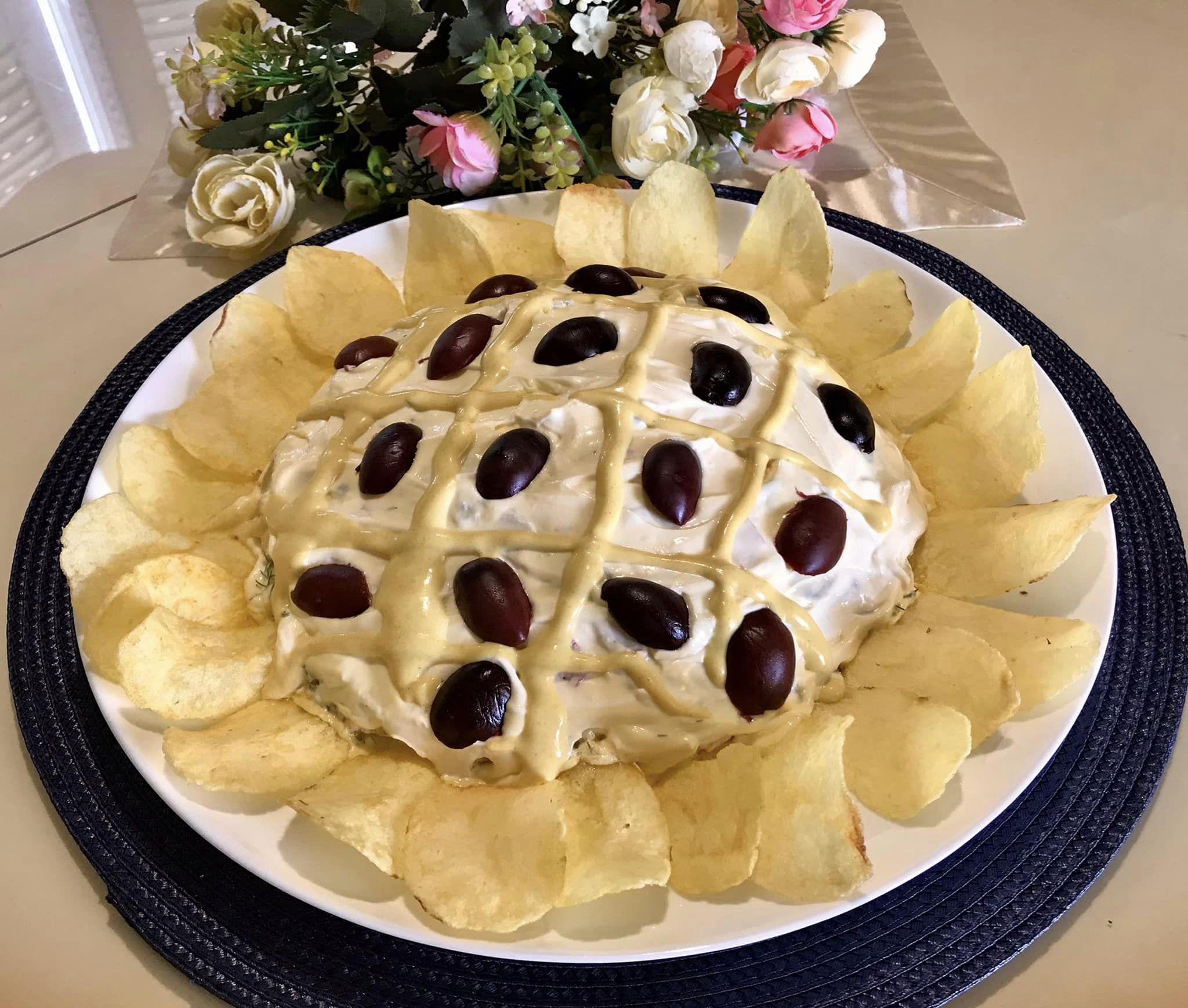 σαλάτα-ηλιοτρόπιο-για-τα-Χριστούγεννα-συνταγή- σαλάτα-ηλιοτρόπιο-για-τα-Χριστούγεννα-συνταγή-