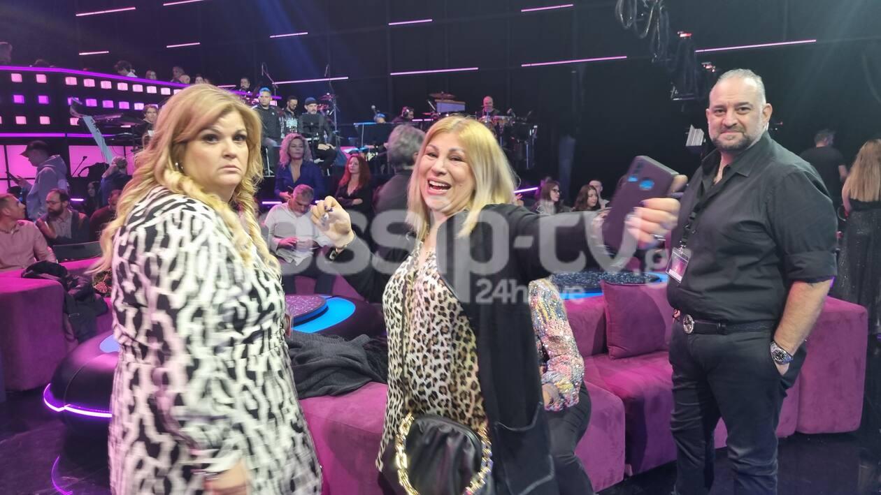 Καίτη Γαρμπή -J2US : Η σπάνια εμφάνιση της αδελφής της Λιάνας στο πλατό