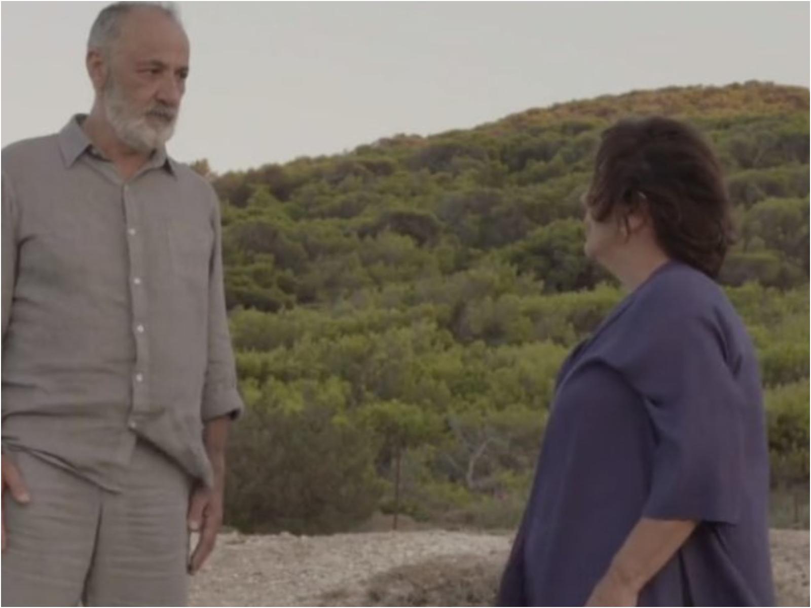 Σασμός: Ο Δημήτρης βλέπει την Αιμιλία στο κρεβάτι με τον Παύλο