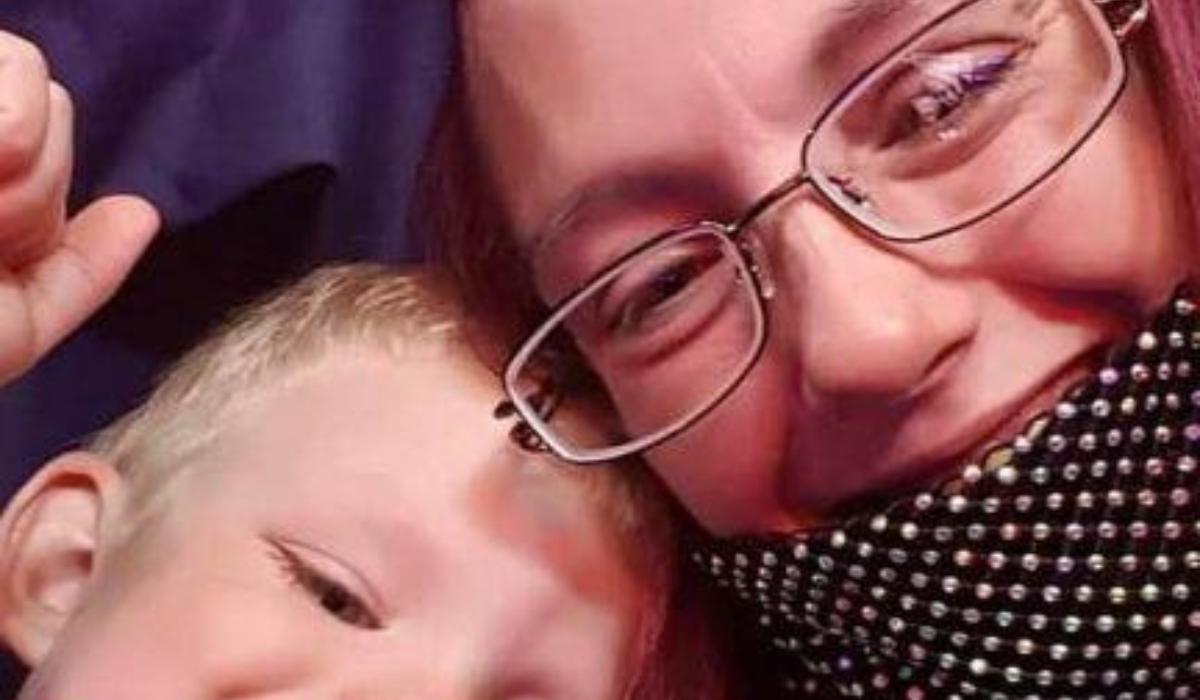 Τραγωδία  : Νεκρός 5χρονος  – Κατάπιε πινέζα και έσβησε στην αγκαλιά της μητέρας του