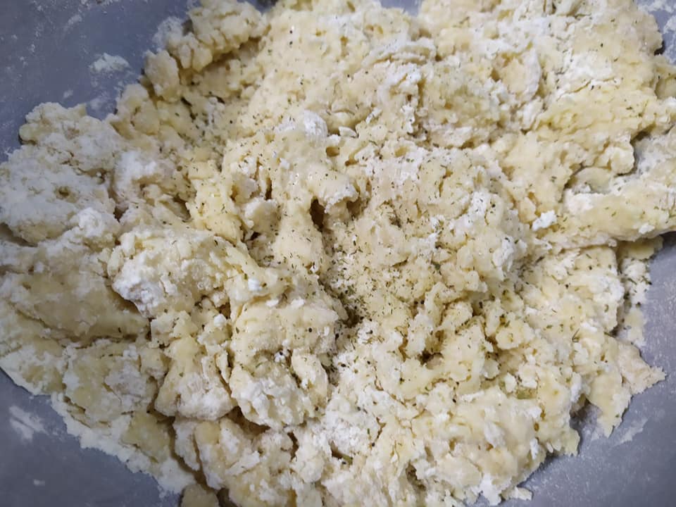 τυροπιτάκια-με-ζύμη γιαουρτιού-συνταγή-