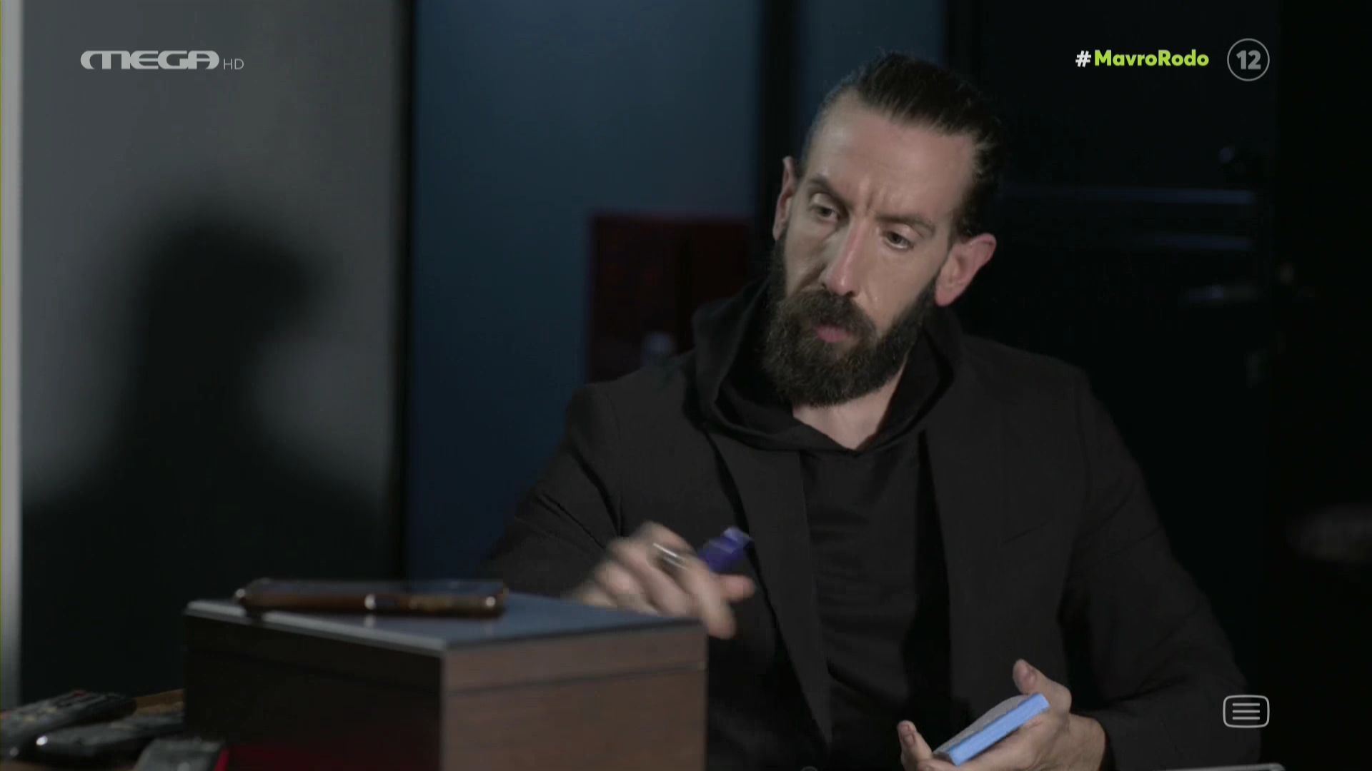 Μαύρο Ρόδο: Το παρελθόν του Παράσχου τον έχει φέρει σε αυτήν την θέση