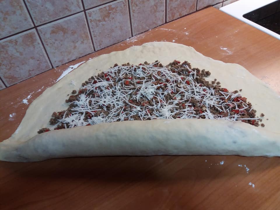 ρολάκια-με-κιμά-για-τα-Χριστούγεννα-συνταγή-