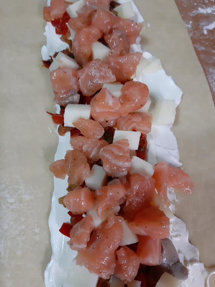 χριστουγεννιάτικη-πίτα-με-σολομό-συνταγή- χριστουγεννιάτικη-πίτα-με-σολομό-συνταγή-