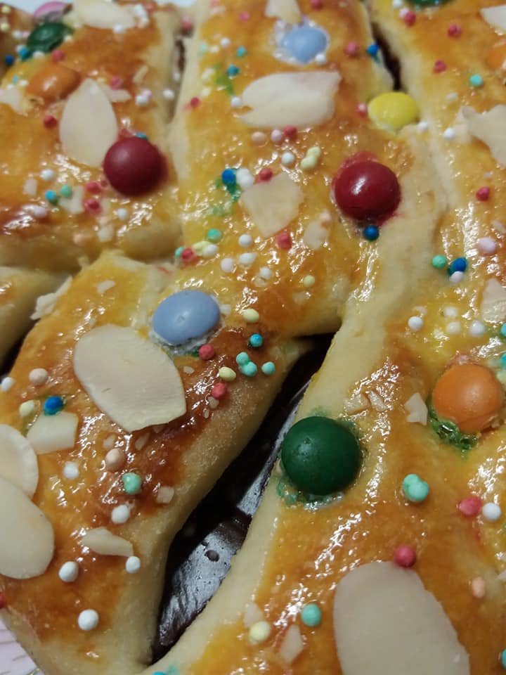 χριστουγεννιάτικο δέντρο-με-σφολιάτα-και-σοκολάτα-συνταγή-