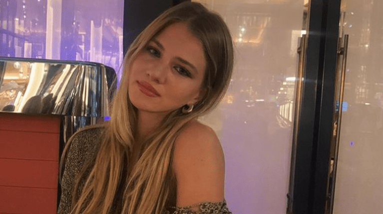 Ελένη Πετρουλάκη : Η σπανια Βραδινή έξοδος με την κούκλα κόρη της