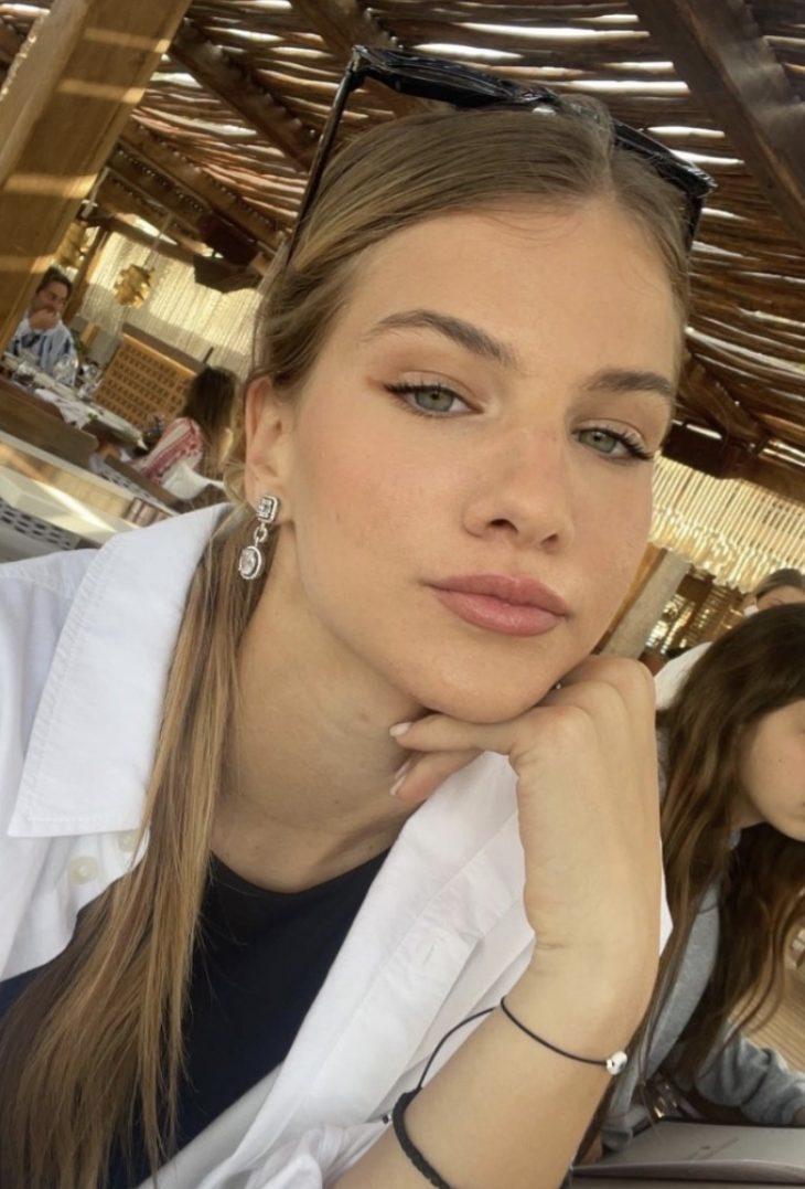 Ελένη Πετρουλάκη : Η σπανια Βραδινή έξοδος με την κούκλα κόρη της