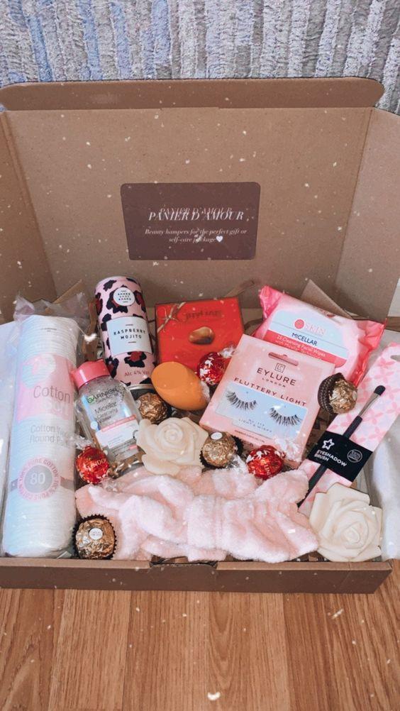 ιδέες-για-δώρα-στους-δασκάλους-Χριστούγεννα 2022-