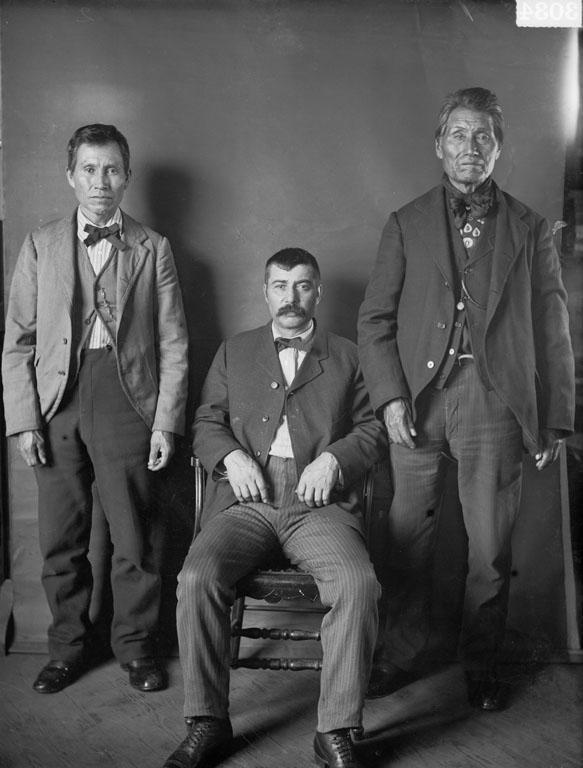 Αυτοί είναι οι λόγοι που οι άνθρωποι δεν χαμογελούσαν ποτέ στις παλιές φωτογραφίες