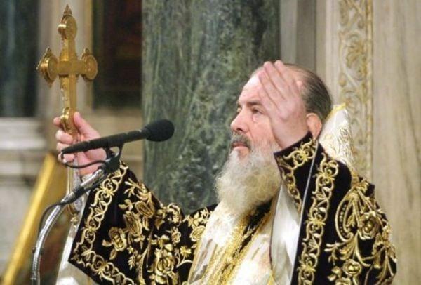 Άγγιγμα ψυχής: Ο έρωτας του αρχιμανδρίτη με την φοιτήτρια και οι δηλώσεις του μακαριστού Χριστόδουλου πριν την προβολή της σειράς