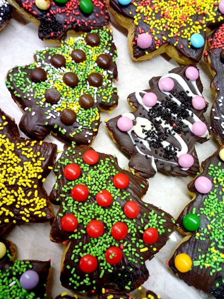 χριστουγεννιάτικα μπισκότα-γλειφιτζούρια-συνταγή- χριστουγεννιάτικα μπισκότα-γλειφιτζούρια-συνταγή-