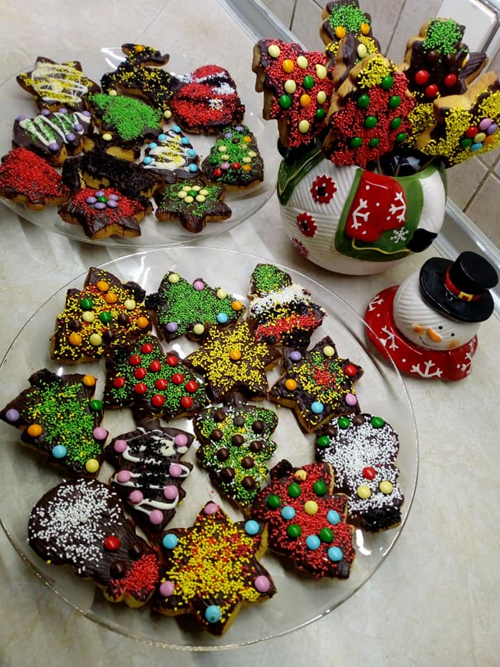 χριστουγεννιάτικα μπισκότα-γλειφιτζούρια-συνταγή- χριστουγεννιάτικα μπισκότα-γλειφιτζούρια-συνταγή-