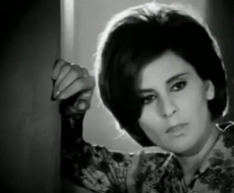 Ρένα Κουμιώτη : Στο γηροκομείο η τραγουδίστρια – Αγνοεί ότι ο γιος της έχει πεθάνει εδώ και 5 μήνες