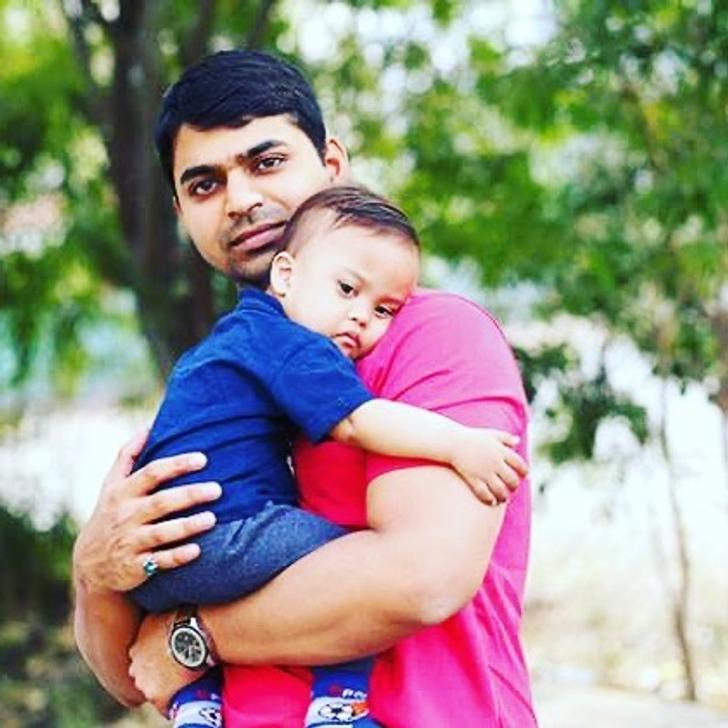 ανύπαντρος μπαμπάς-υιοθετεί-παιδί-με-σύνδρομο down-